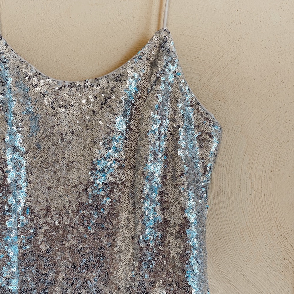 silver sequin dress - Picture 3 of 8